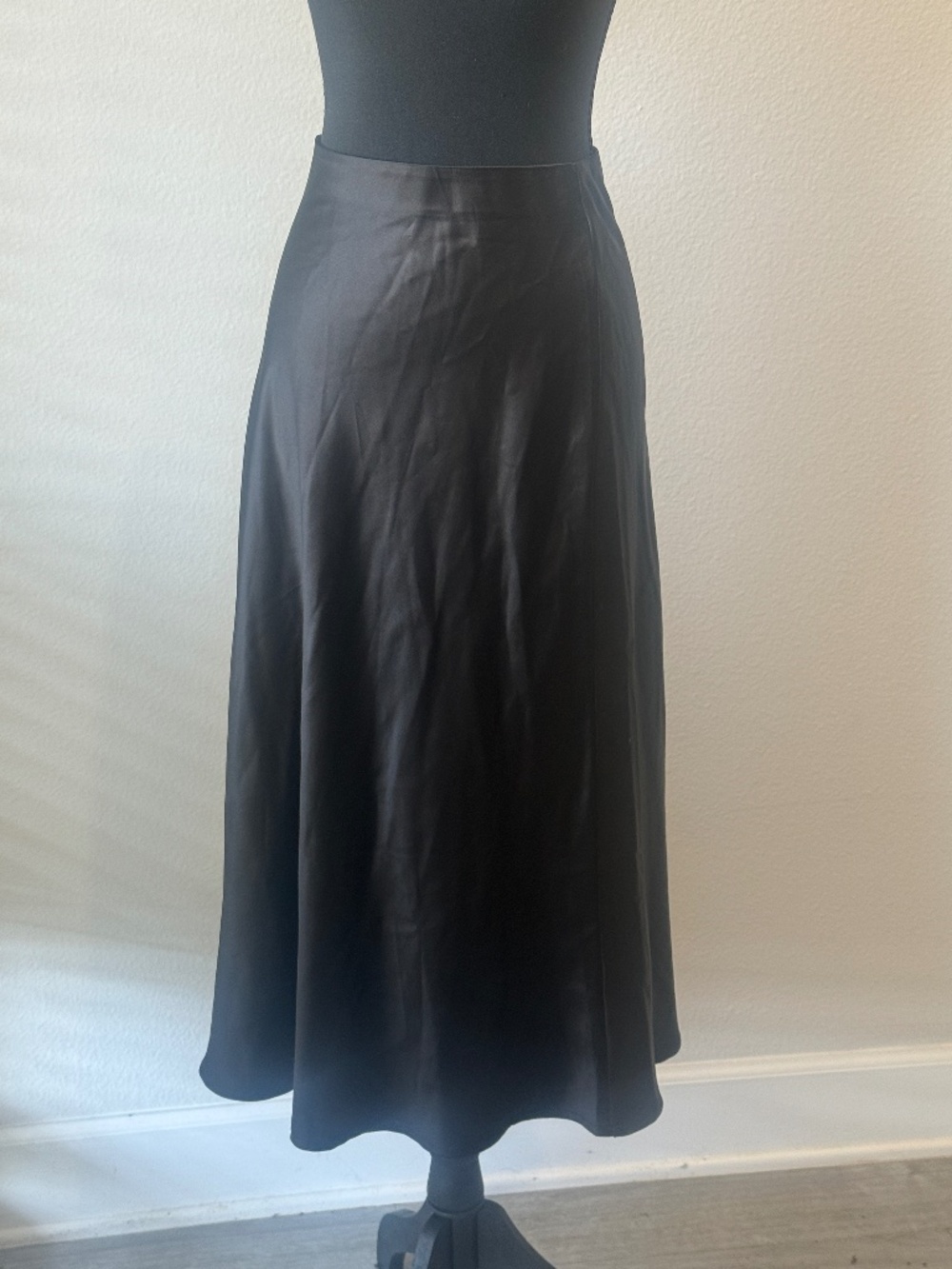 BNWT black satin midi skirt